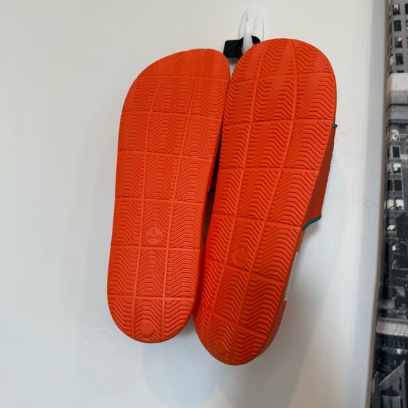 Sold - Picture 6 of 6